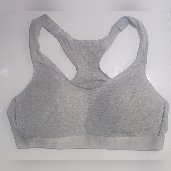 3/$30 - Fandecie Seamless Grey Padded Sports Bra - Size 80-92.5cm - Picture 1 of 5